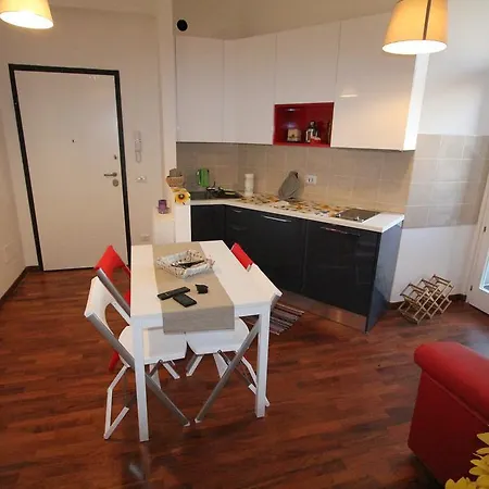 Francy House Apartment *